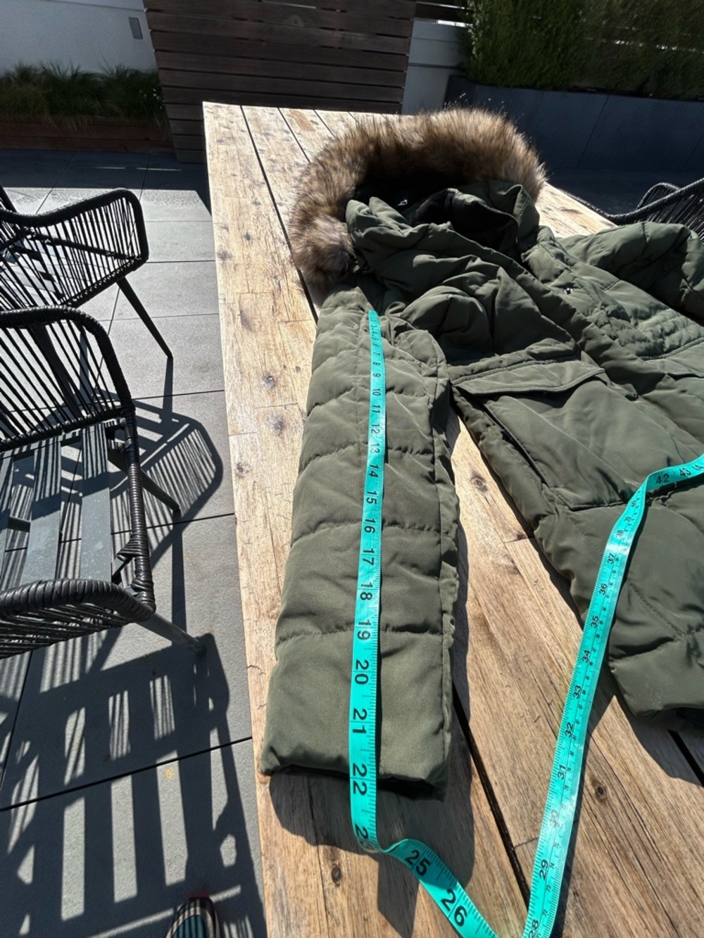 Eddie Bauer Olive Green Quilted Jacket with Hood Trim - Picture 9 of 9